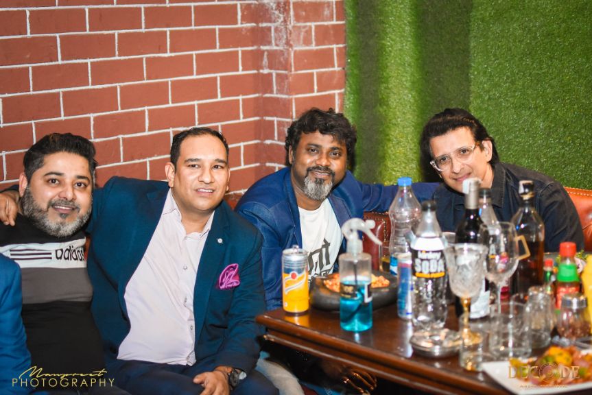 Jimmy Asija Visited Decode Air bar For Mera Fuji Calling Promotion Jimmy Asija Visited Decode Air